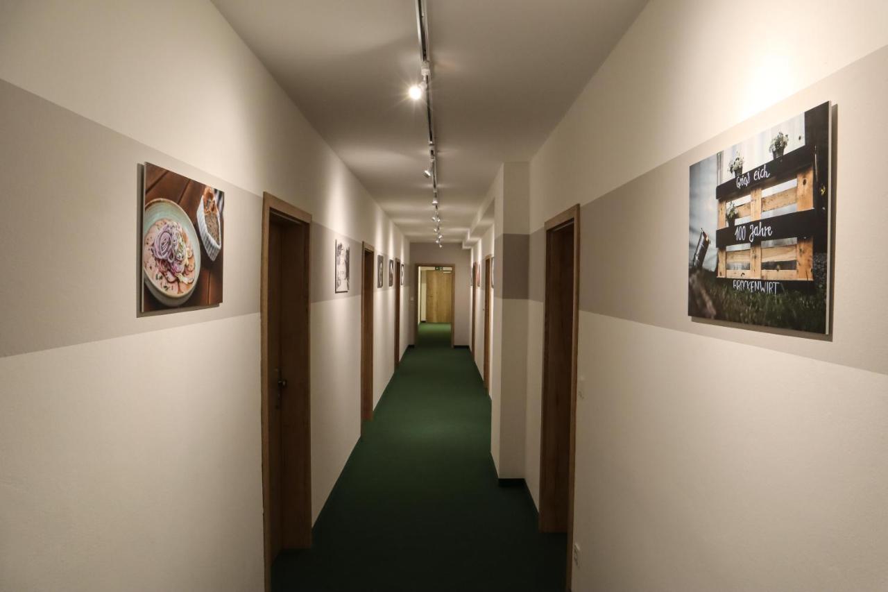Gasthof Zur Bruecke Kaufering Ngoại thất bức ảnh